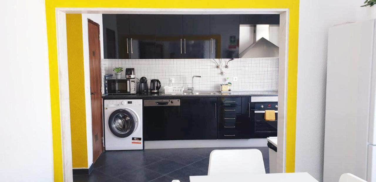 Sunny Setúbal Apartments Bagian luar foto