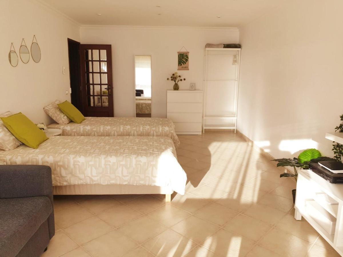 Sunny Setúbal Apartments Bagian luar foto